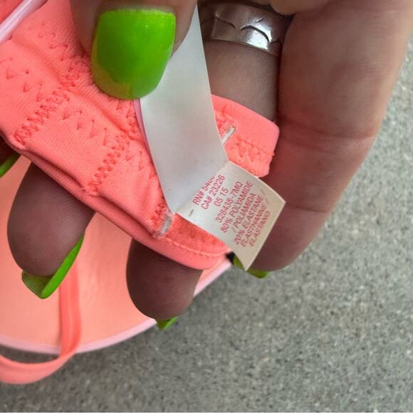 Victoria’s Secret 34DD The Flirt Bandeau Coral Lilac Color Block Bikini Swim Top - Picture 6 of 7